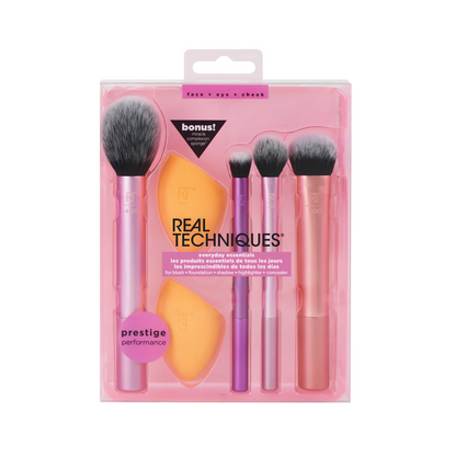 Real Techniques Everyday Essentials Makeup Brush Set with Miracle Complexion Sponge - Flavless.com